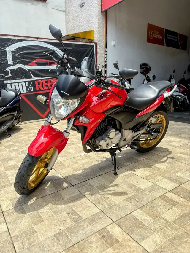 Moto Honda CB 300R 2015 (ABS)
