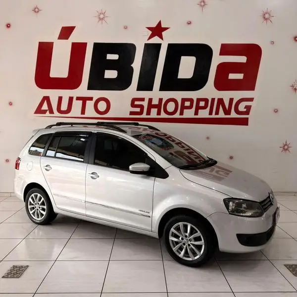 Carro Volkswagen SpaceFox 2014 1.6 VHT Highline (Flex)
