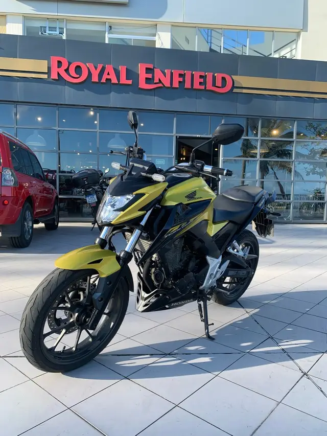 Moto Honda CB 300F Twister 2023 Standard