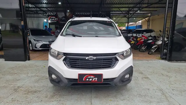 Carro Chevrolet Spin 2023 Activ7 1.8 (Aut.)