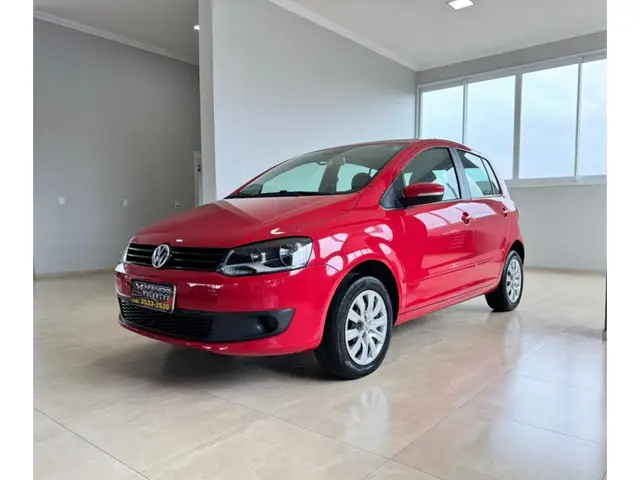 Carro Volkswagen Fox 2013 1.0 TEC (Flex) 4p
