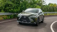 Lexus NX 450H+ 2026