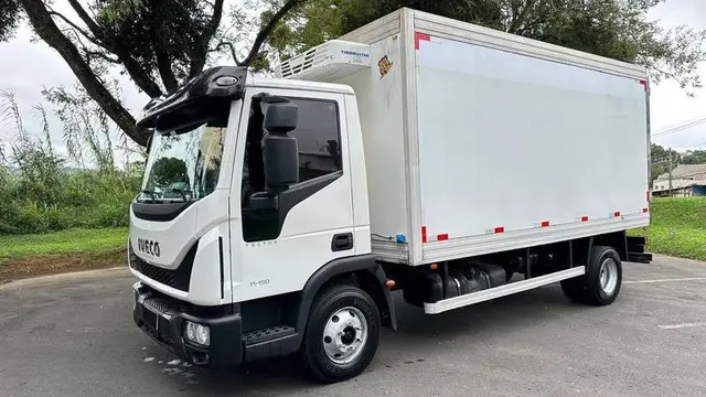 Caminhão Iveco Tector 2020 150-E21 Economy 4x2
