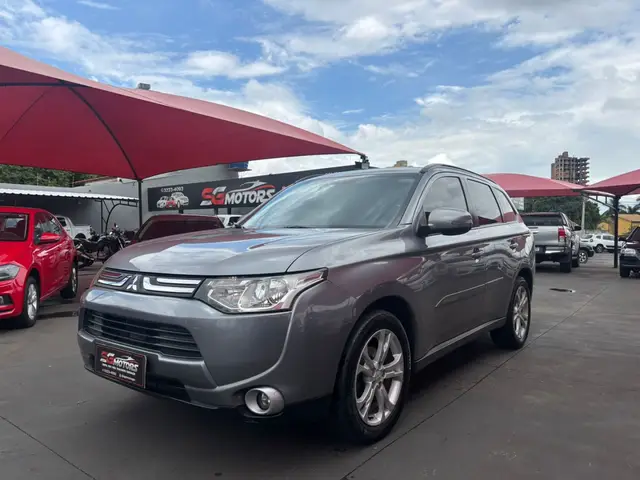 Carro Mitsubishi Outlander 2014 2.0 16V CVT