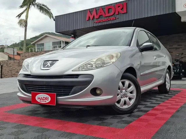 Carro Peugeot 207 Sedan 2010 207 Passion XR Sport 1.4 8V (flex)