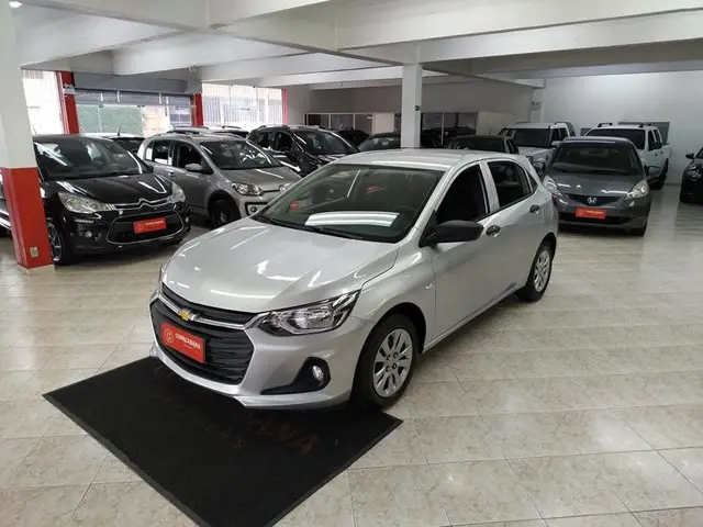 Carro Chevrolet Onix 2023 1.0 Turbo (Aut.)