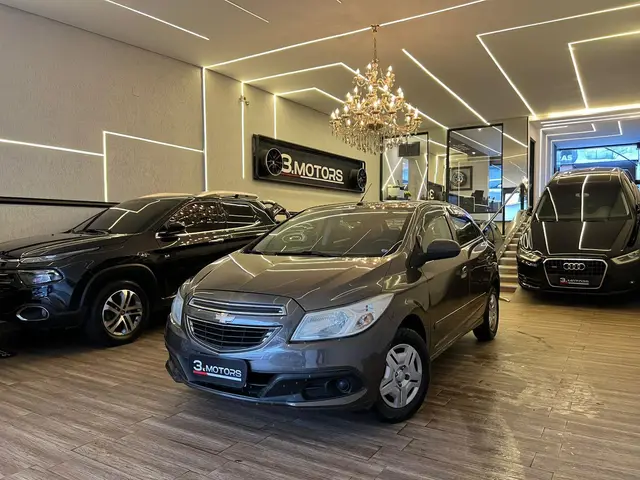 Carro Chevrolet Onix 2014 1.0 LT SPE/4