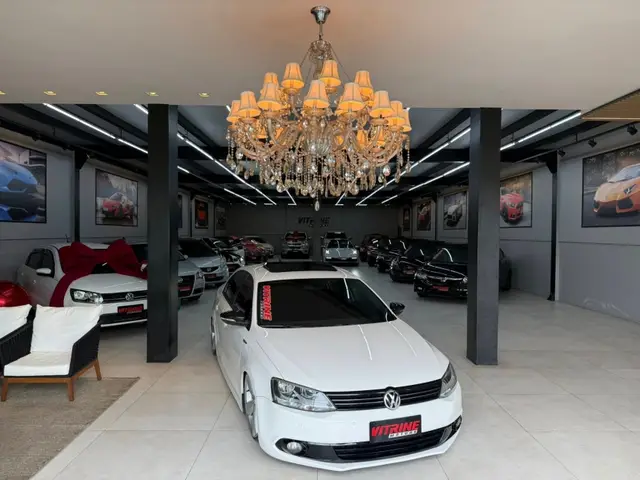 Carro Volkswagen Jetta 2013 2.0 Comfortline (Flex)