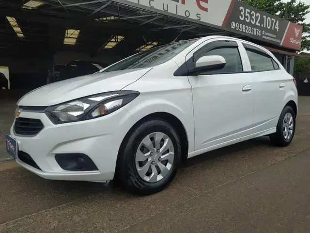 Carro Chevrolet Onix 2018 LT 1.4 8V FlexPower 5p Mec.