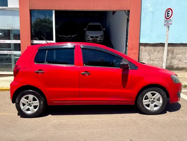 Carro Volkswagen Fox 2011 1.6 8V (Flex)