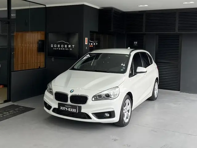 Carro BMW 220i Active Tourer 2018 220i CAT GP ActiveFlex