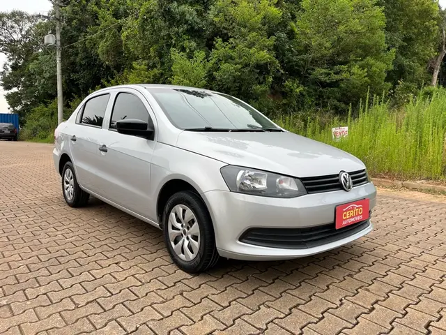 Carro Volkswagen Voyage 2015 1.6 VHT (Flex)