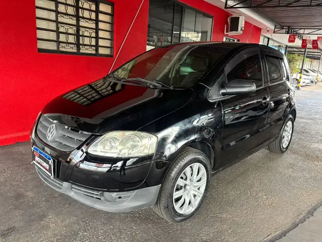Carro Volkswagen Fox 2009 1.0 8V (Flex) 4p