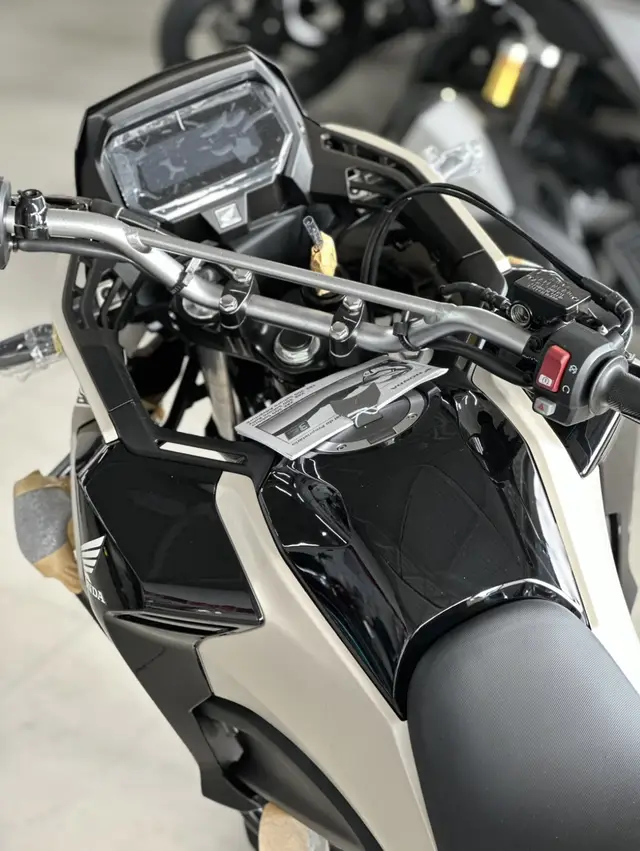 Moto Honda XRE Sahara 300 2026 Adventure