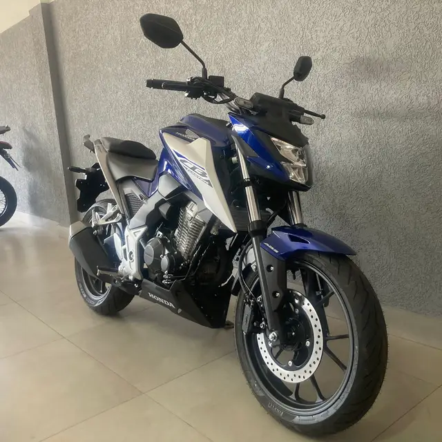 Moto Honda CB 300F Twister 2026 ABS