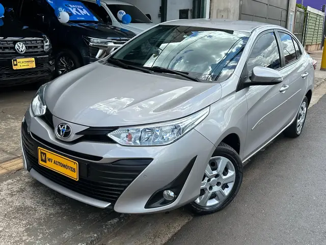 Carro Toyota Yaris 2020 1.5 XL Plus Connect CVT (Flex)