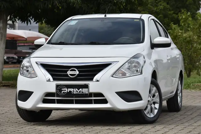 Carro Nissan Versa 2018 1.6 16V SV FlexStart CVT (Flex)