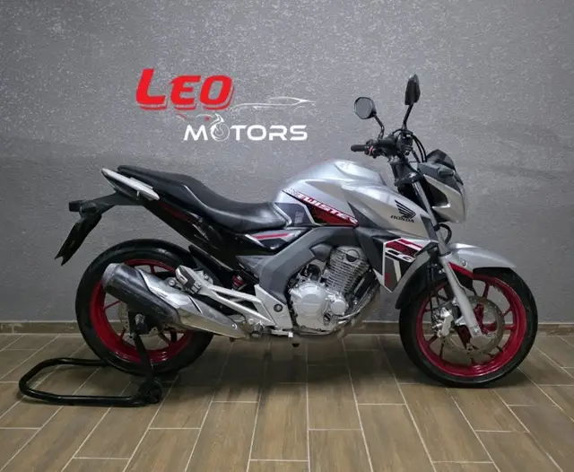 Moto Honda CB 250F Twister 2021 (CBS)