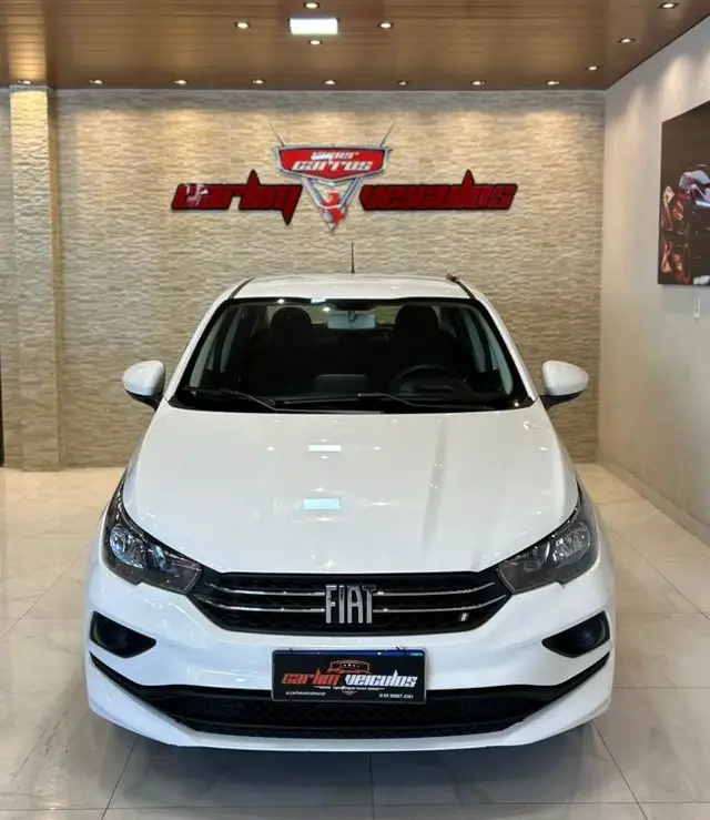 Carro Fiat Cronos 2023 Drive 1.3 (Flex) MT