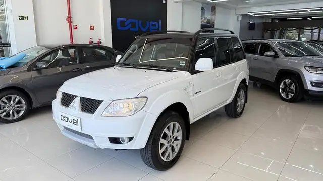 Carro Mitsubishi Pajero TR4 2014 2.0 16V 4X4 (Flex) (Aut)