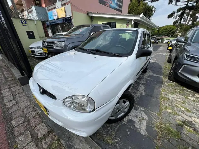 Carro Chevrolet Corsa Sedan 2001 Milenium 1.0 MPFi 16V