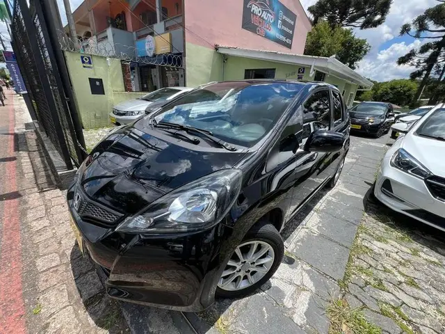 Carro Honda Fit 2014 CX 1.4 16v (Flex)