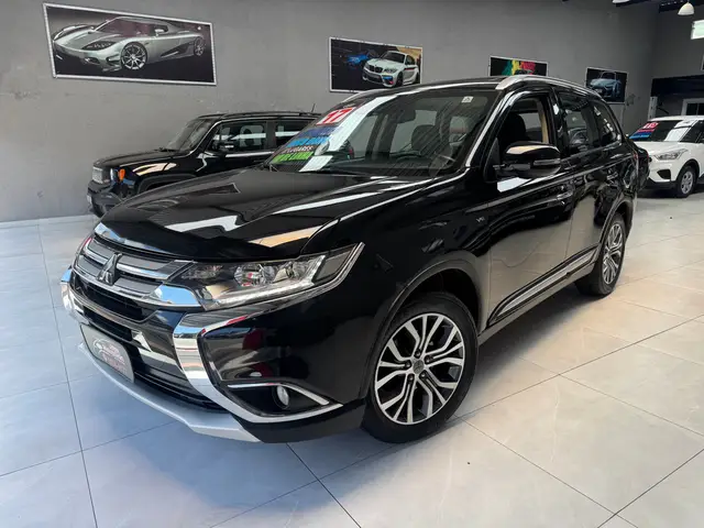 Carro Mitsubishi Outlander 2017 3.0 V6 GT Mid 4WD