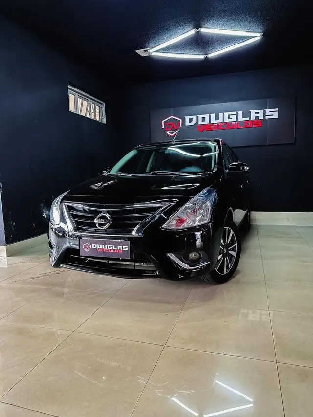Carro Nissan Versa 2018 1.6 16V SL FlexStart (Flex)