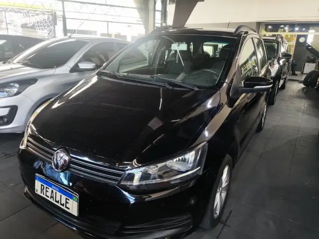 Carro Volkswagen SpaceFox 2018 1.6 MSI Trendline I-Motion (Flex)