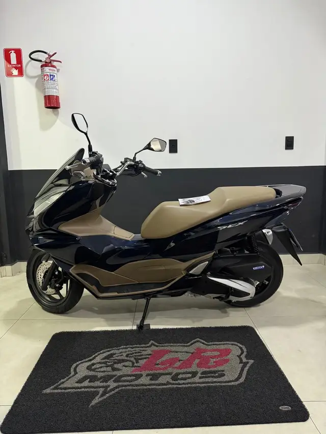 Moto Honda PCX 160 2025 DLX ABS