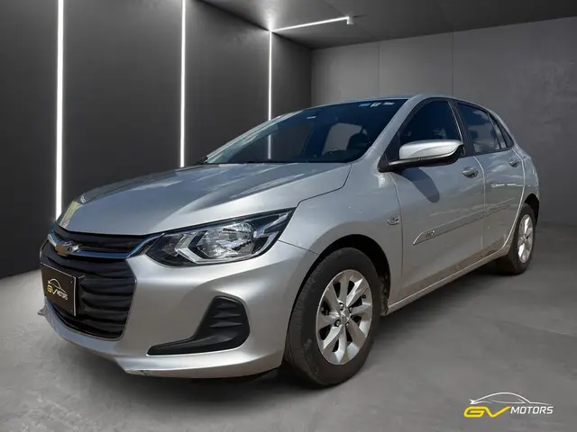 Carro Chevrolet Onix 2023 LT 1.0