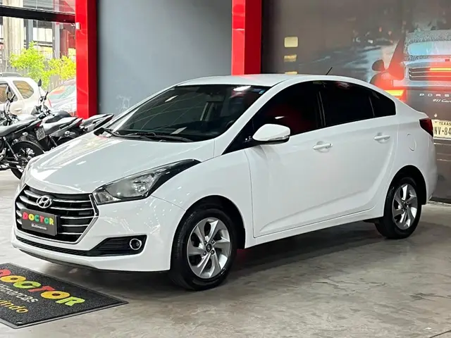 Carro Hyundai HB20S 2016 1.6 Comfort Plus (Flex)