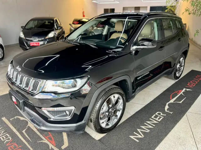 Carro Jeep Compass 2017 2.0 Limited (Aut) (Flex)