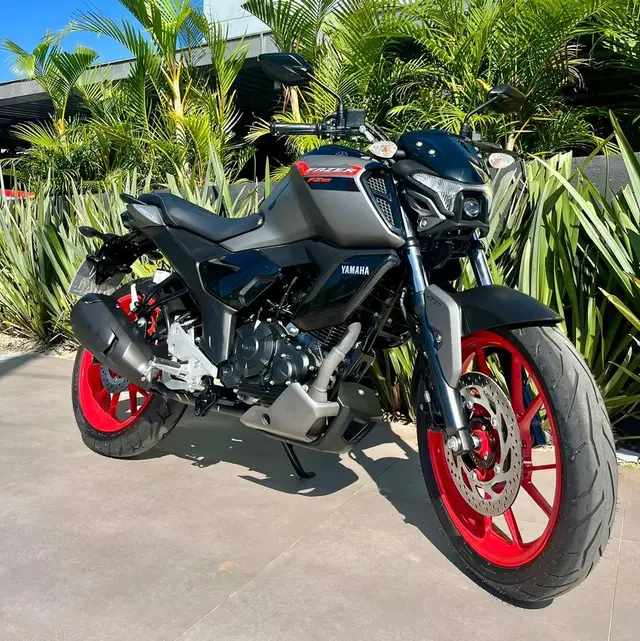Moto Yamaha Fazer FZ15 2025 Connected
