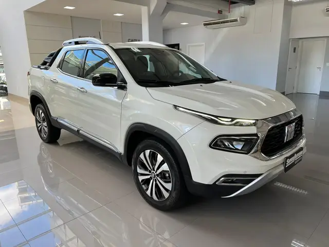 Carro Fiat Toro 2024 Volcano 2.0