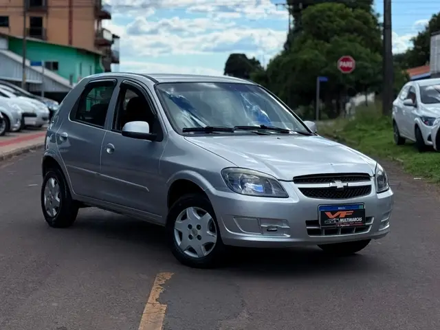 Carro Chevrolet Celta 2013 LT 1.0 (Flex)