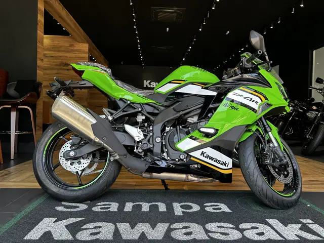 Moto Kawasaki ZX 2026 4R