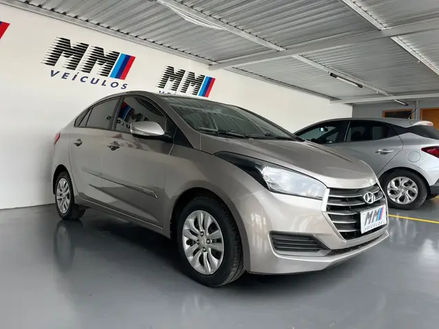 Carro Hyundai HB20S 2017 1.0 Comfort Plus Turbo (Flex)