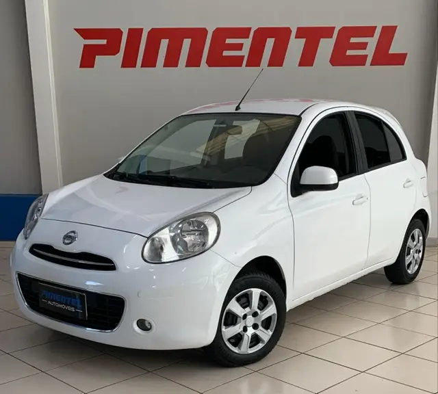 Carro Nissan March 2014 1.0 16V S (Flex)