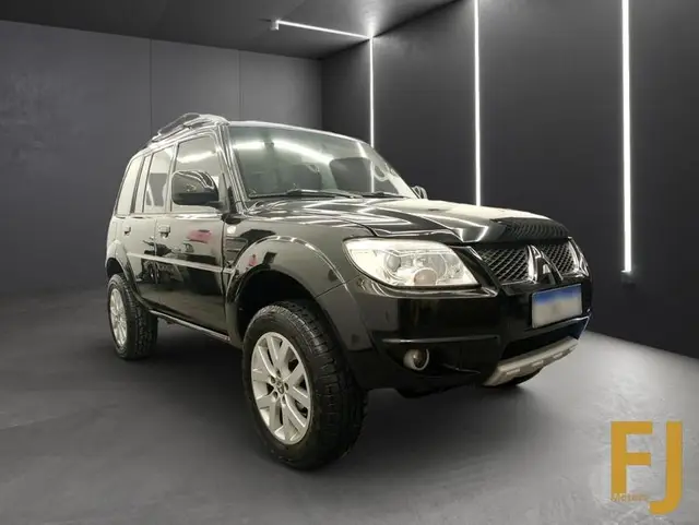 Carro Mitsubishi Pajero TR4 2012 2.0 16V 4X4 (Flex) (Aut)
