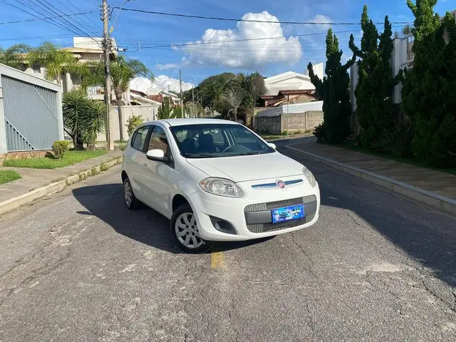 Carro Fiat Palio 2015 ATTRA. Best Seller 1.0 EVO Flex 5p