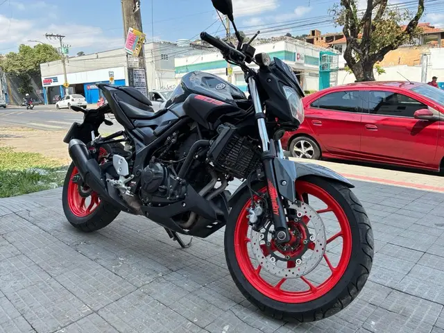 Moto Yamaha MT-03 2020 ABS
