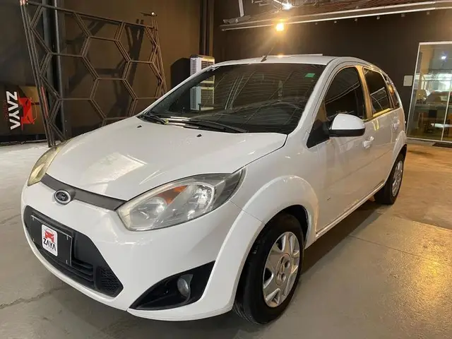 Carro Ford Fiesta Hatch 2014 S Plus 1.0 RoCam (Flex)