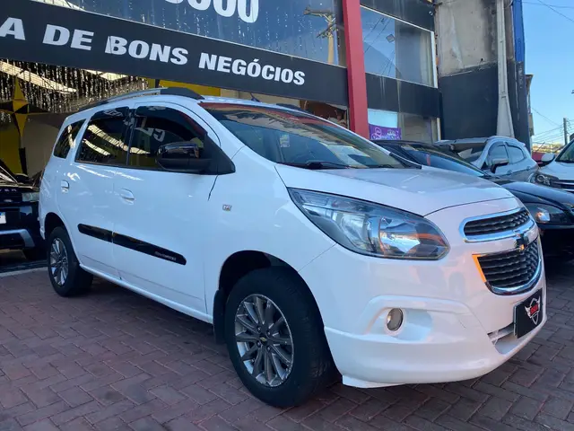 Carro Chevrolet Spin 2014 Advantage 5S 1.8 (Flex) (Aut)