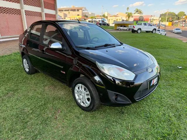 Carro Ford Fiesta Sedan 2011 1.6 (Flex)