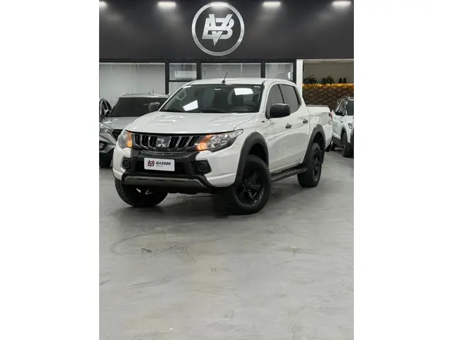 Carro Mitsubishi L200 Triton Sport 2021 Sport 2.4 DID-H GLS 4WD (Aut)