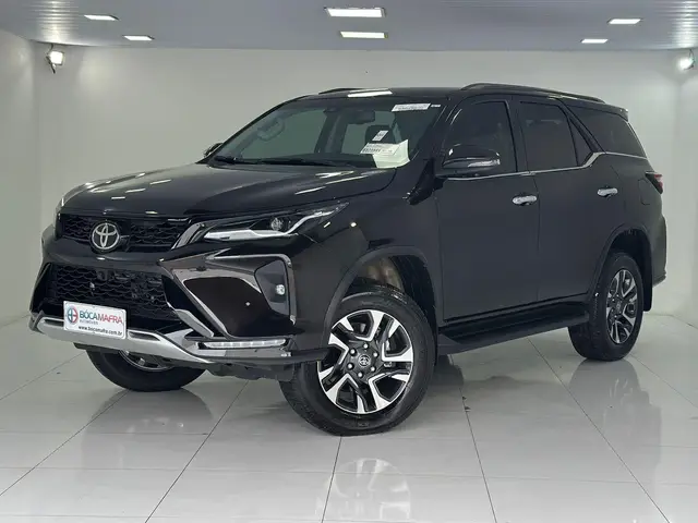 Carro Toyota Hilux Cabine Dupla 2025 SRX 4x4 2.8 Diesel