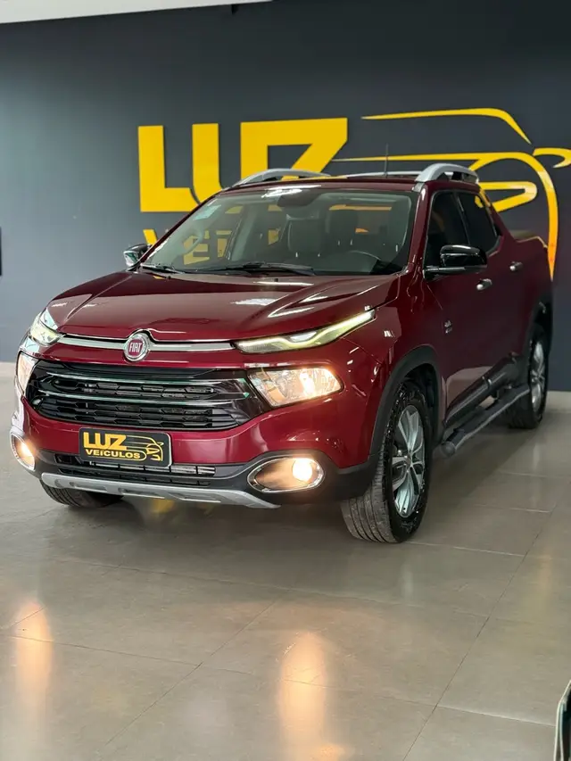 Carro Fiat Toro 2019 Volcano 2.0 diesel AT9 4x4