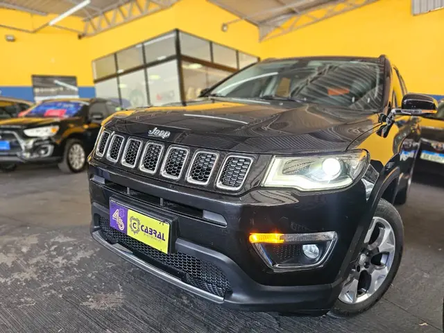 Carro Jeep Compass 2017 2.0 Limited (Aut) (Flex)