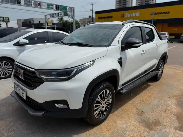 Carro Fiat Strada 2023 Ranch 1.3 Flex 8V CD Aut.